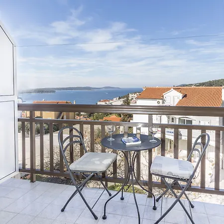 Ivanovic Pensionat 3*