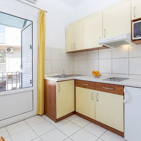 Ivanovic Guest house 3*