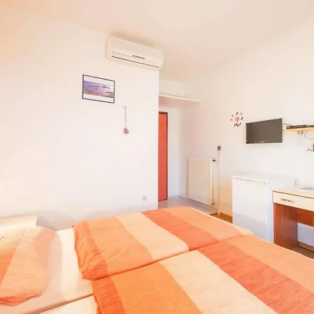 Casa de hóspedes Ivanovic 3*