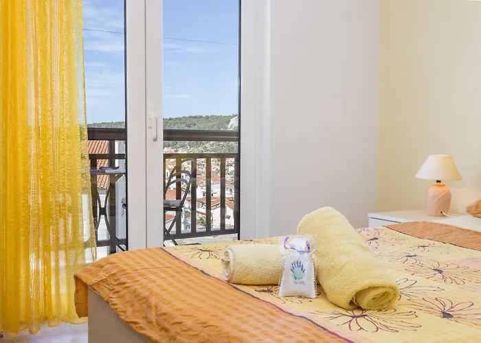 Ivanovic Maison d'hôtes Hvar Town