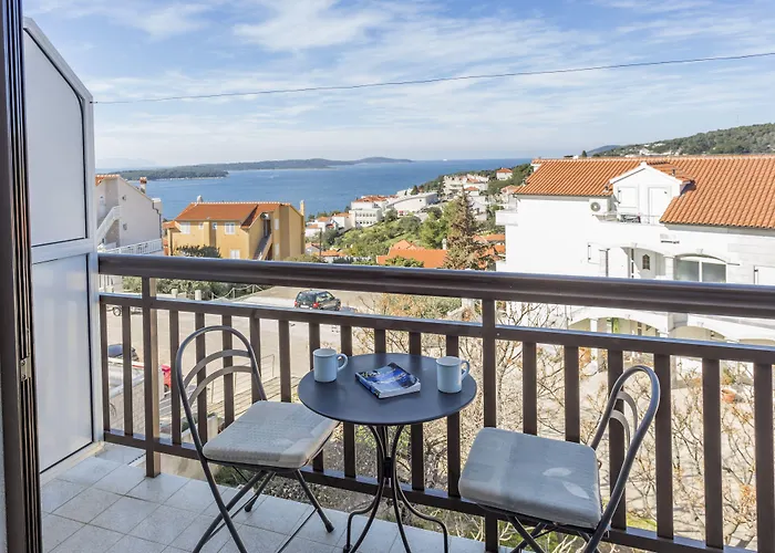 Ivanovic 3* Hvar Town