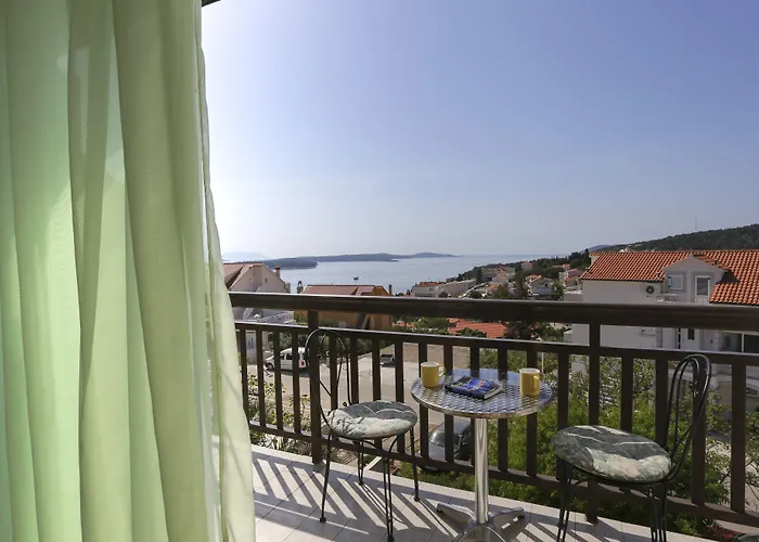 Guest house Ivanovic Hvar Town