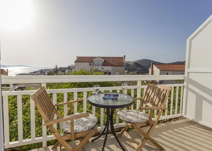 Guest house Ivanovic 3*